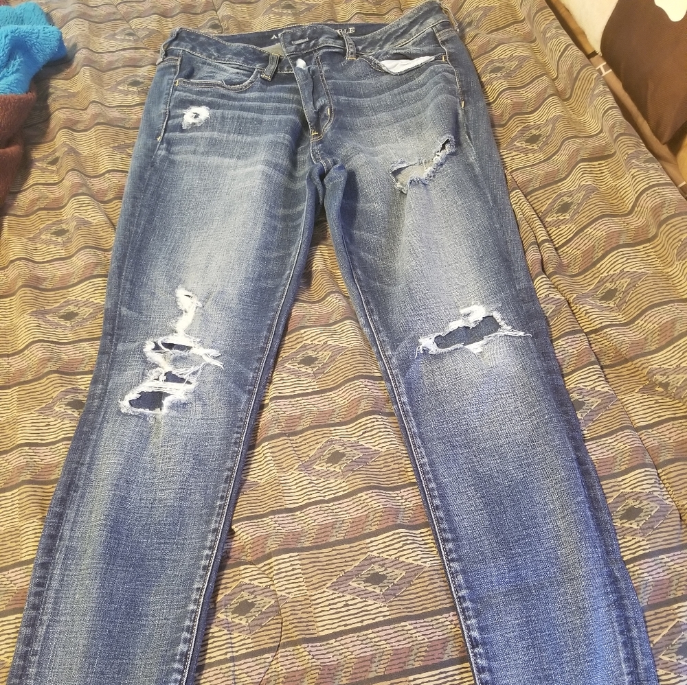 American eagle distress jeggings